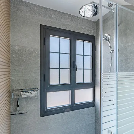 Townhouse With Three Bedrooms Апартаменти